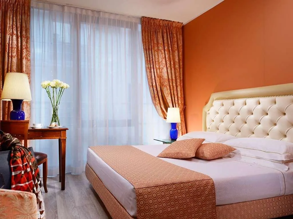 *****  Hotel Pierre Milano Италия