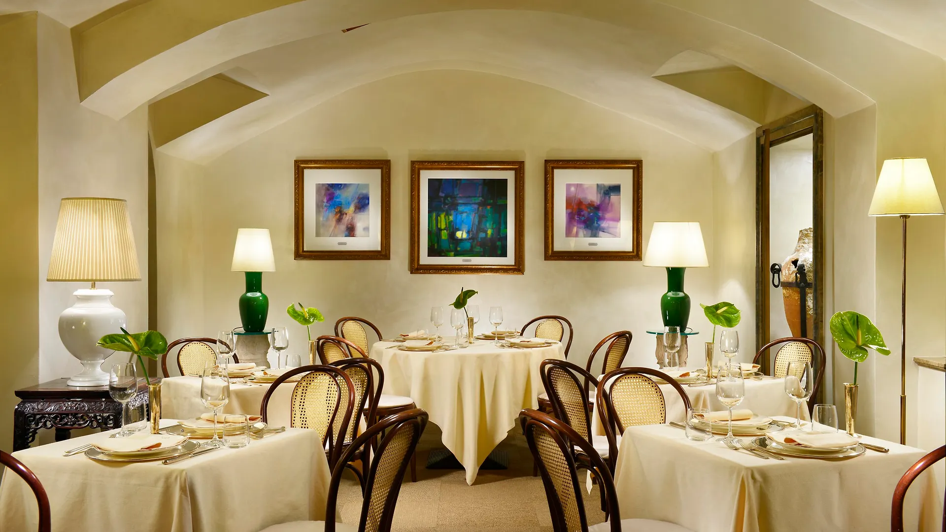 Hotel Pierre Milano 5*, Милан