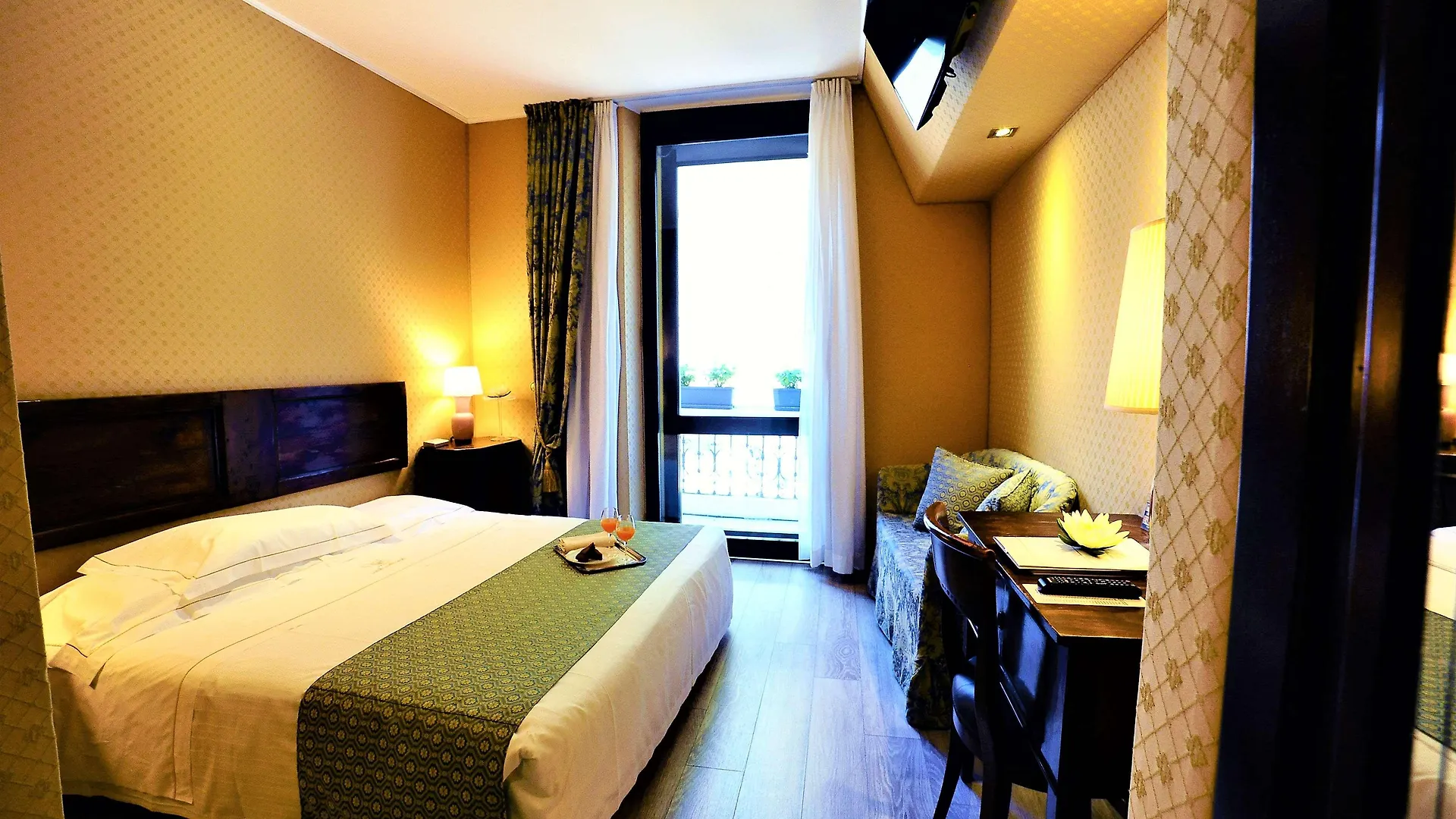 *****  Hotel Pierre Milano Италия