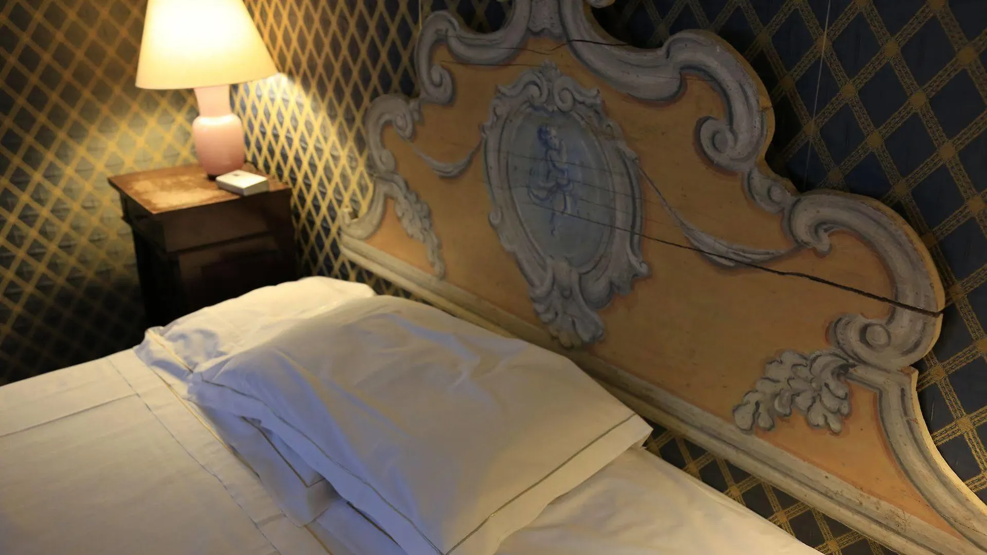 Hotel Pierre Milano 5*, Милан